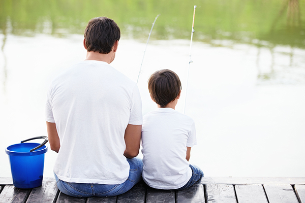 bigstock-Father-and-son-go-fishing-23859281.jpg